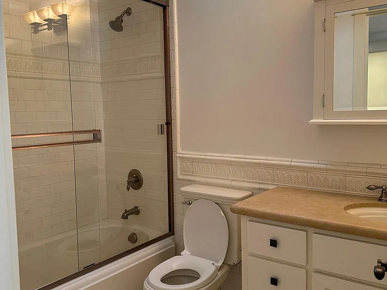 370 Duluth Cir — Photo 17