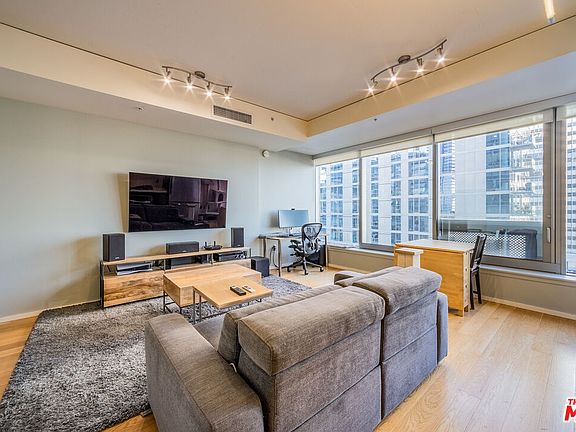 4th image of 1155 S Grand Ave APT 1113
