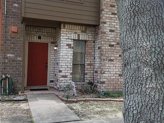 3rd image of 2924 Saint Joseph St APT B