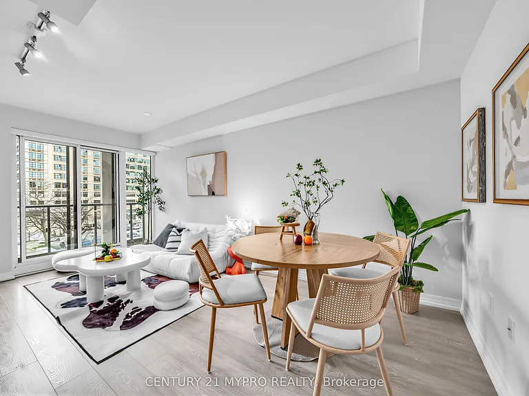 251 Jarvis St #315 — Photo 13