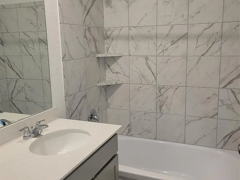 623 Waterway Ave — Photo 13