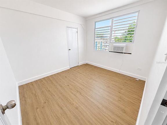 5th image of 2844 Roosevelt #301