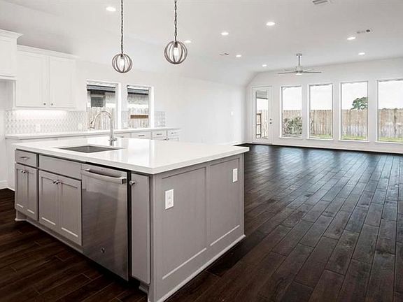 4th image of 19011 Andalusian Glen Ln