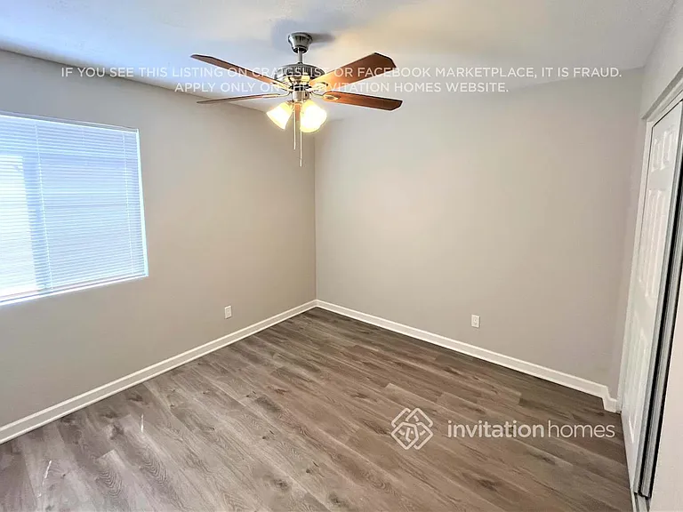3856 E Acoma Dr — Photo 10