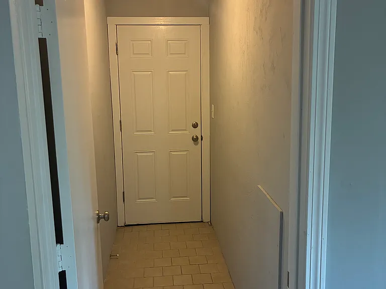350 Plain St #2 — Photo 20