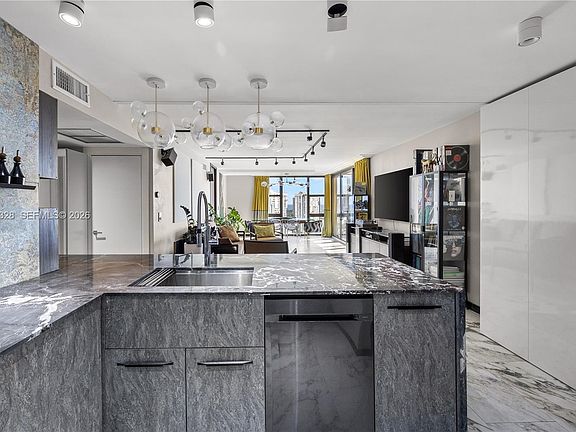 5th image of 20379 W Country Club Dr APT 2333