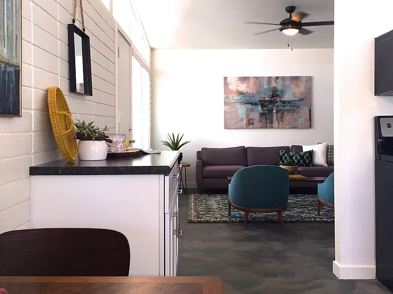 Modern Retro Living — Photo 4