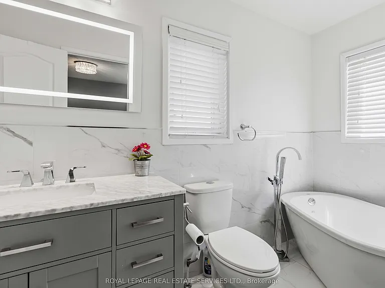 3872 Skyview St — Photo 18
