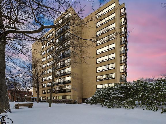 4th image of 6095 Coburg Rd #504