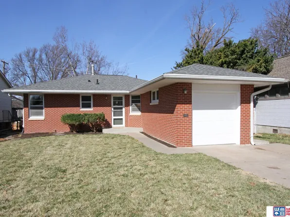2525 S 35th St, Lincoln, NE 68506