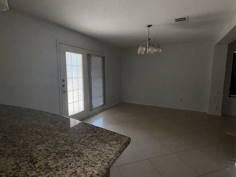 5600 War Admiral Dr — Photo 7