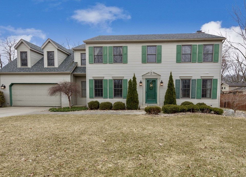 1st image of 26872 Hampton Woods Dr
