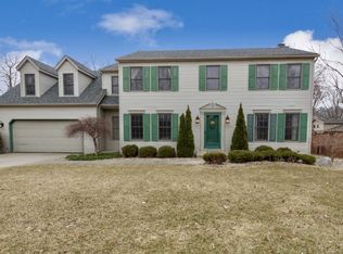 26872 Hampton Woods Dr, Elkhart, IN