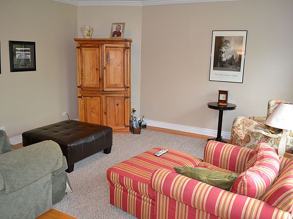 5th image of 4027 N Francisco Ave #3S