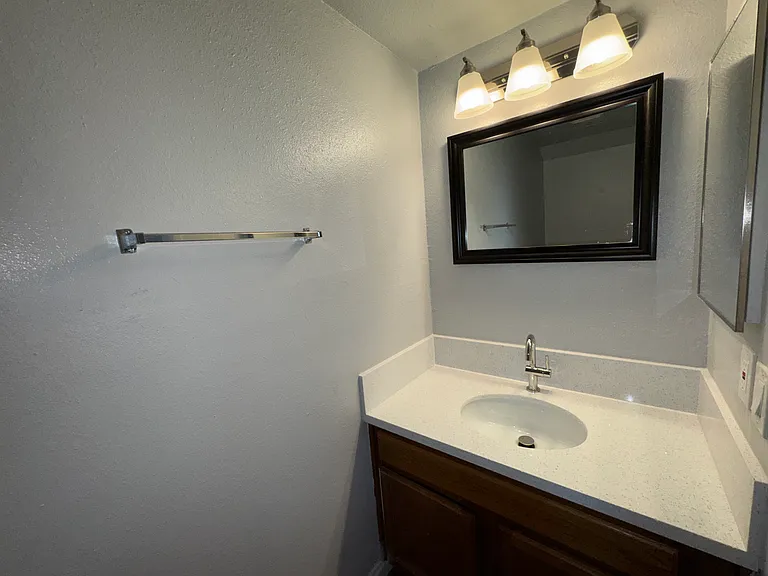 33091 Santa Rosa Dr — Photo 6