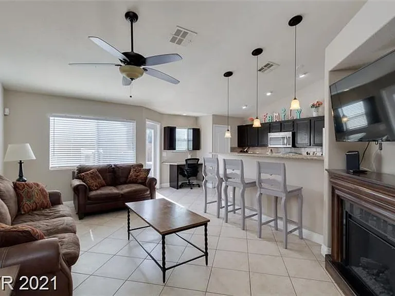 437 Waterwheel Falls Dr — Photo 8