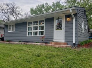 617 E Competine St, Knoxville, IA 50138