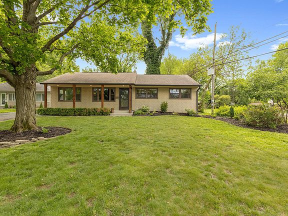 2nd image of 364 Pingree Dr