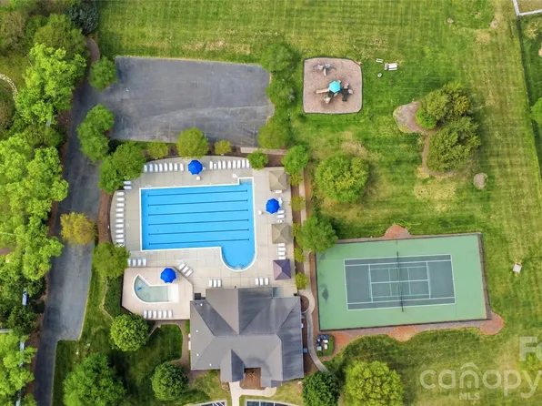 1005 Laparc Ln, Indian Trail, NC 28079