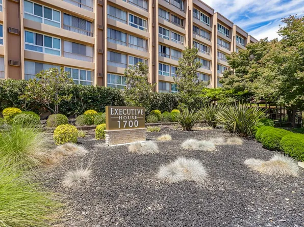 1700 Civic Center Dr APT 214, Santa Clara, CA 95050