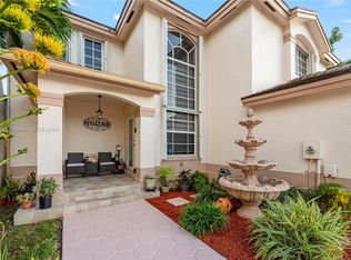 15522 SW 95th Ln, Miami, FL 33196