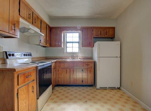 5th image of 404 Thompsonville Ln APT 21