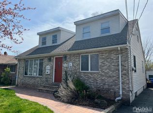 30 N Juliet St, Iselin, NJ 08830