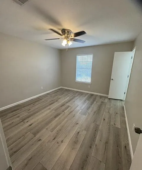 915 Churchill Farms Dr — Photo 7