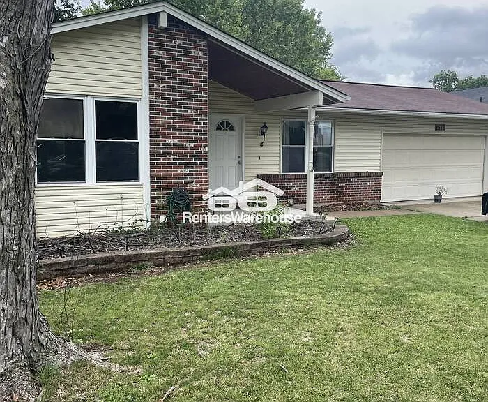1517 Shadow Wood Dr — Photo 3