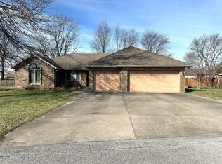 312 Blair Cir, Clever, MO 65631
