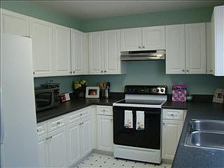 4th image of 12 River Run Ct