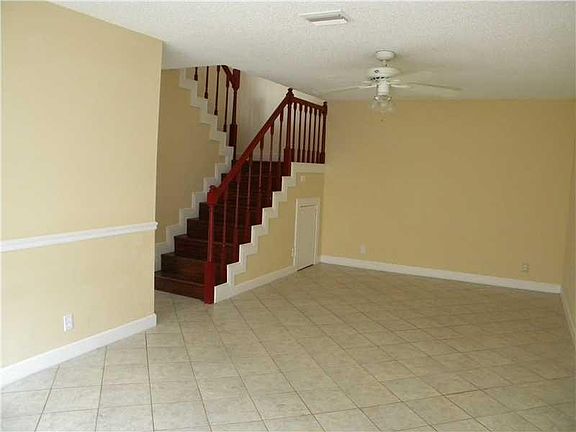 4th image of 2522 Coral Springs Drive #2522