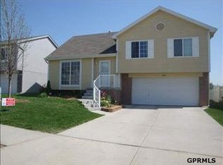 8813 N 75th Ave, Omaha, NE 68122