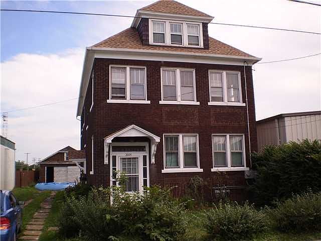 1st image of 3006 S Park Ave