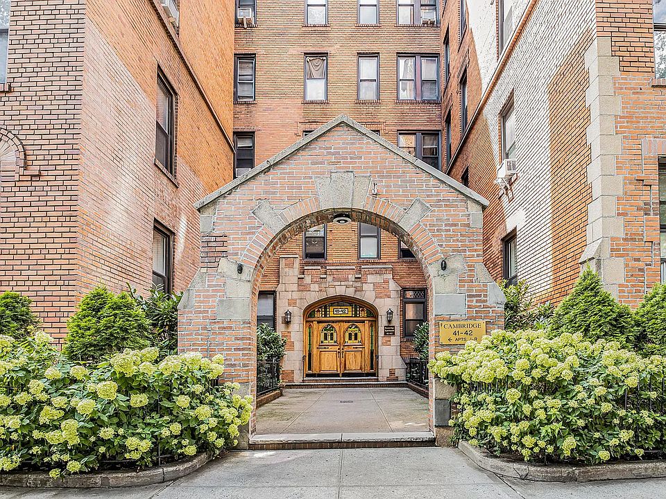 1st image of 4142 42nd St APT 1A