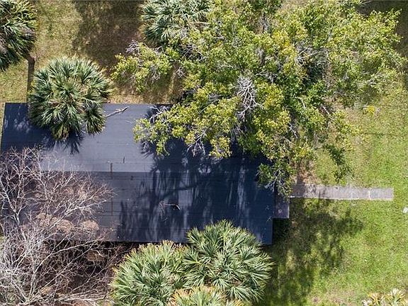 3rd image of 1019 Oleander Ave