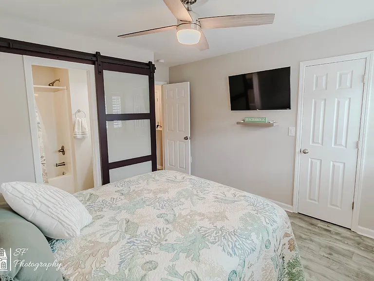 612 3rd Ave S #10D — Photo 14