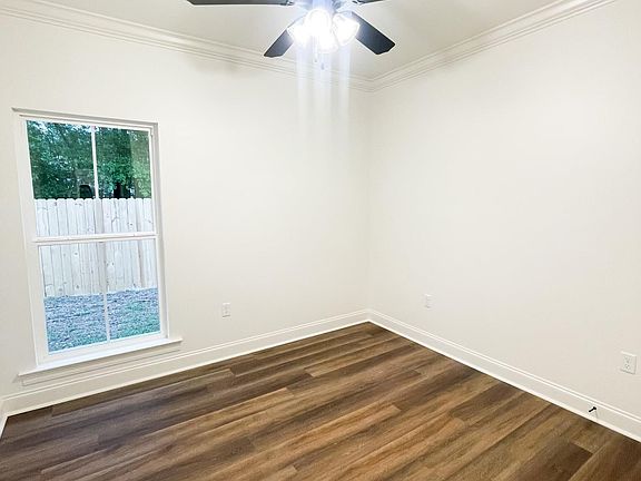 5th image of 10784 Sage Dr