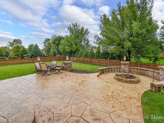 3rd image of 24458 W Brooklands Ln