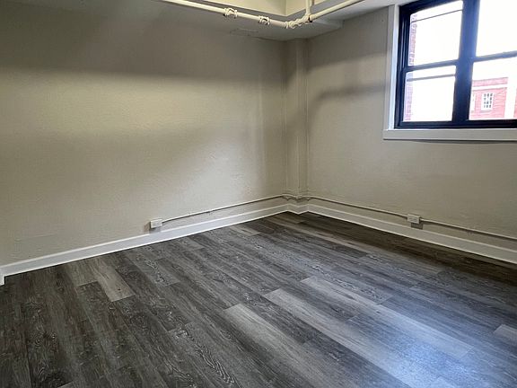 5th image of 111 Washington St #1C