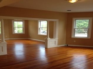 330 Cranston St #1, Providence, RI 02907