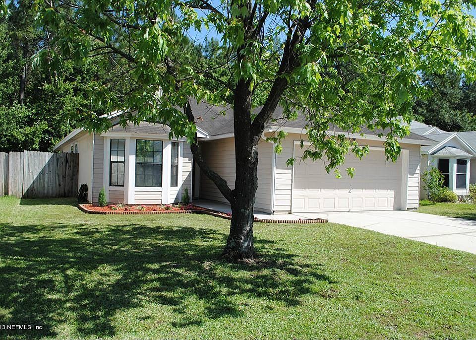 1st image of 4311 Hanging Moss Dr