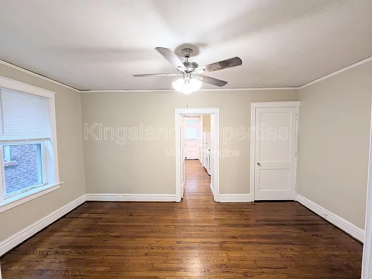 5109-5111 S Broadway St — Photo 11