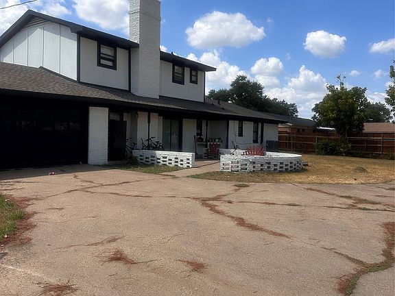 2nd image of 1419 S Rockwall Ave
