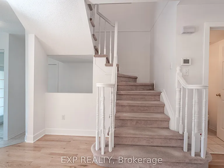 28 Chartwell Ave — Photo 34