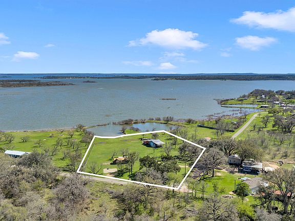 2nd image of 1010 County Road 221