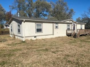 205 E Emma St, Clarksdale, MO 64430