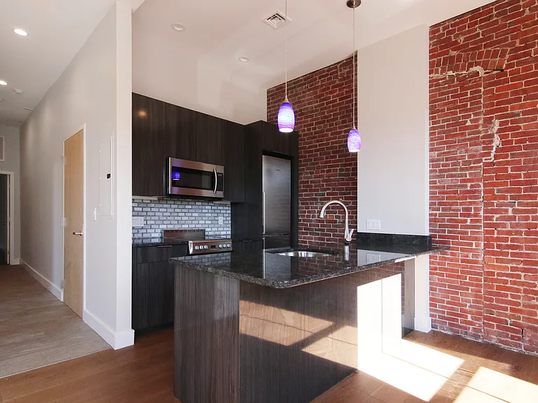 557 Columbus Ave #302 — Photo 4