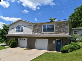 3595 & 3597 W 36th St, Shadyside, OH 43947