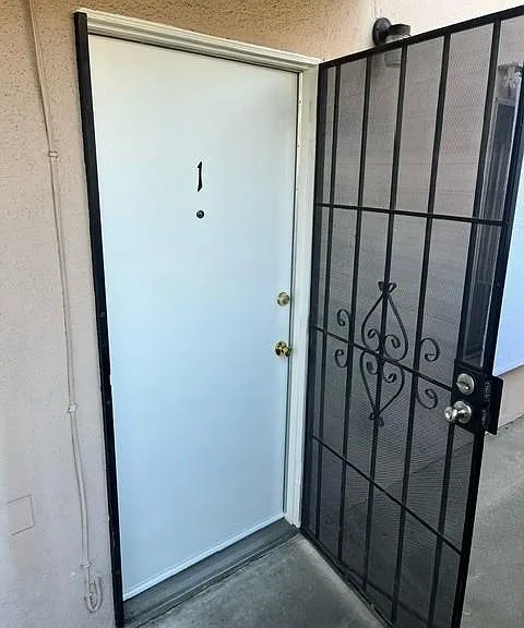 2108 San Anseline Ave #1 — Photo 15